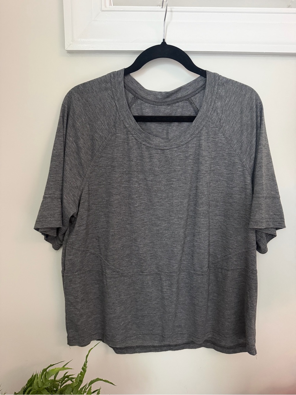 Women’s Oversized Relaxed Crewneck Shirt - Gray